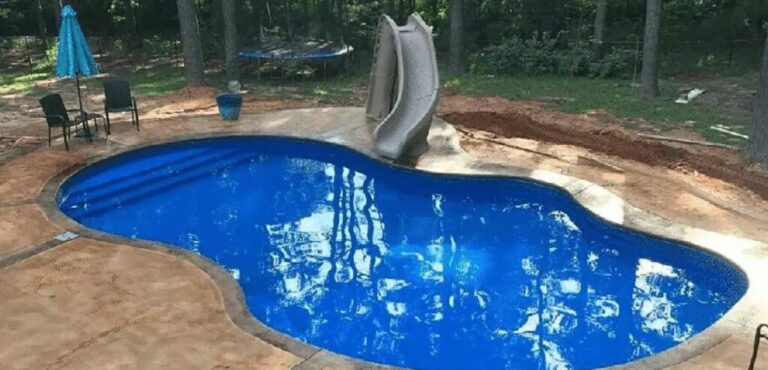 What it Takes to Choose the Best Fiberglass Pool Company in Florida